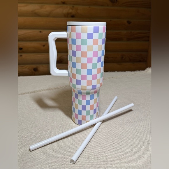 PASTEL CHECKMATE Simple Modern 40oz Trek Tumbler - Picture 3 of 5